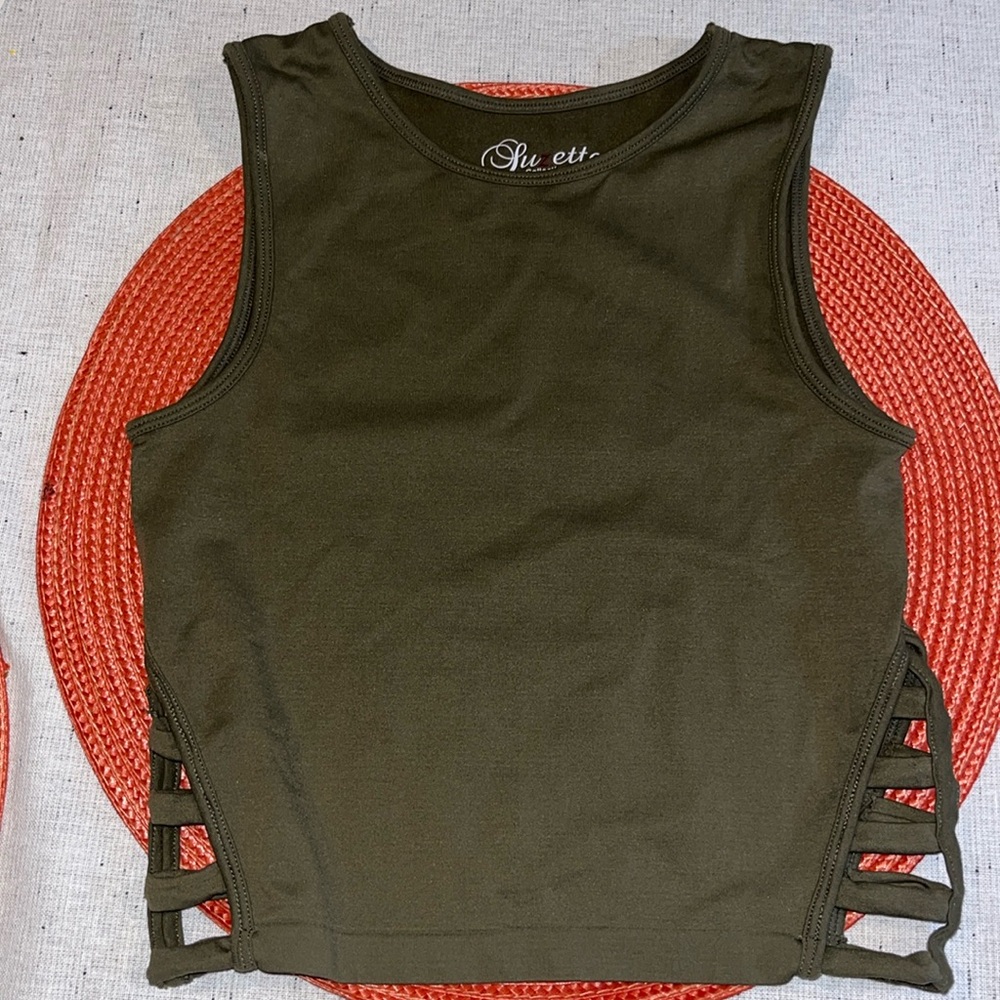 Luzette Collection Army Olive Green Breathable Lightweight Tank Top size OS EUC
